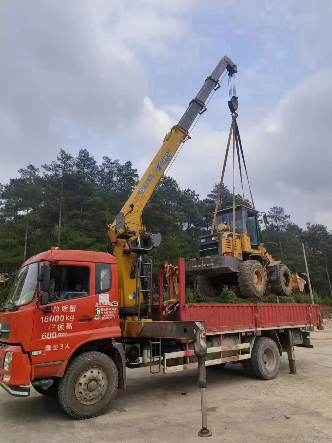 奉化区找吊车出租公司的时候需要注意什么