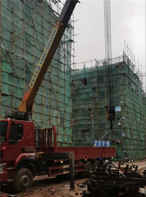 奉化区“慢工细活”—— 吊车的 “微动控制” 技术